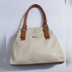 Valentina Cream and Tan Leather Handbag. Pre-owned. Great Condition.